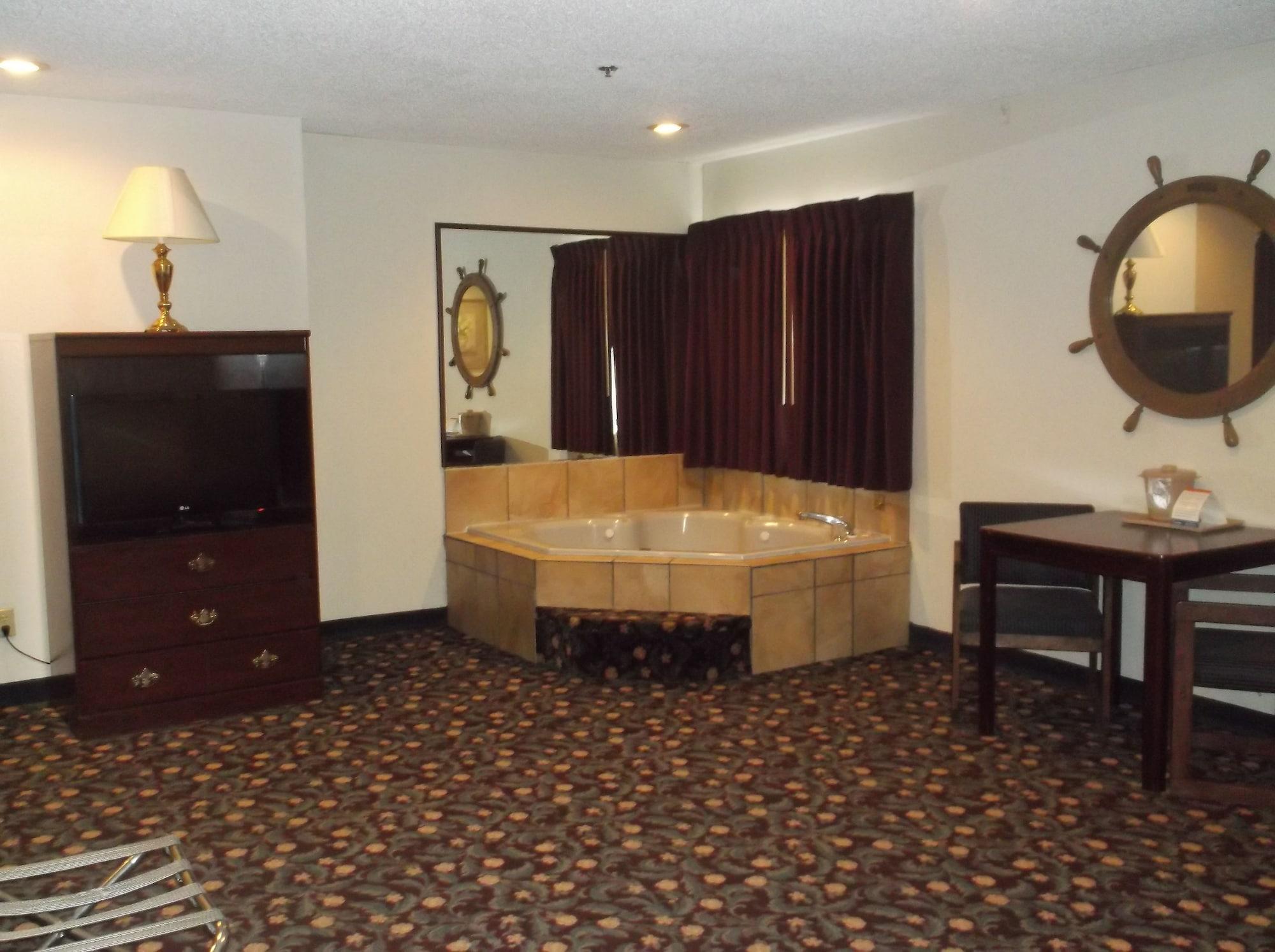 Hotel Baymont By Wyndham Metropolis Esterno foto